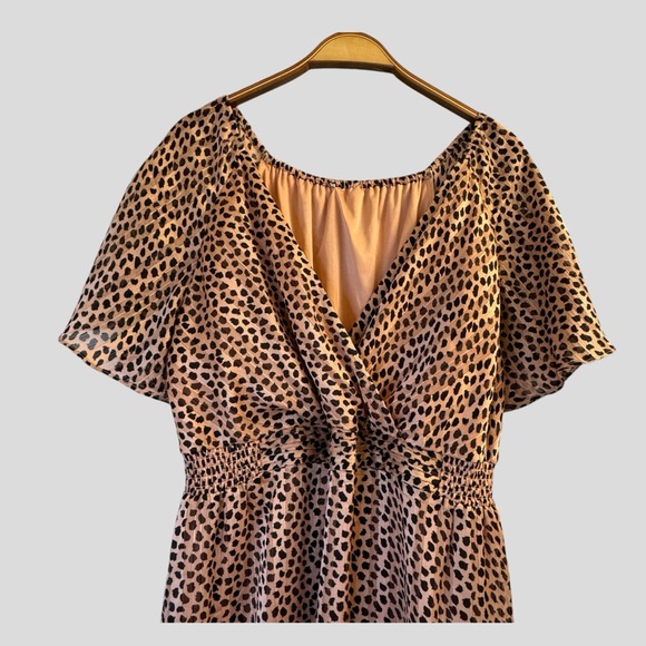 Women’s Dress Size XL Pink Black Metallic Gold Thread Flutter Sleeves Midi - Picture 3 of 12